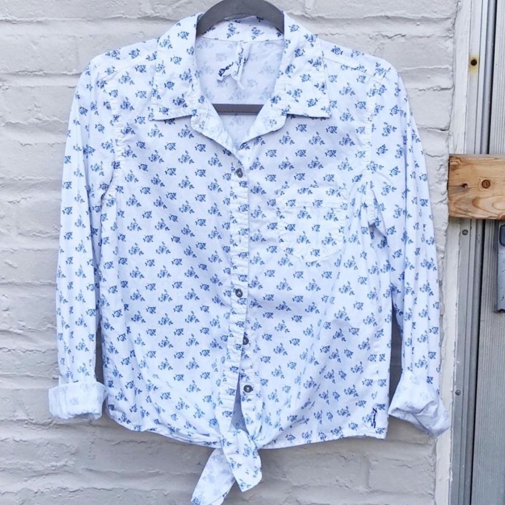 5 for $25 // Seven7 button up tie blouse